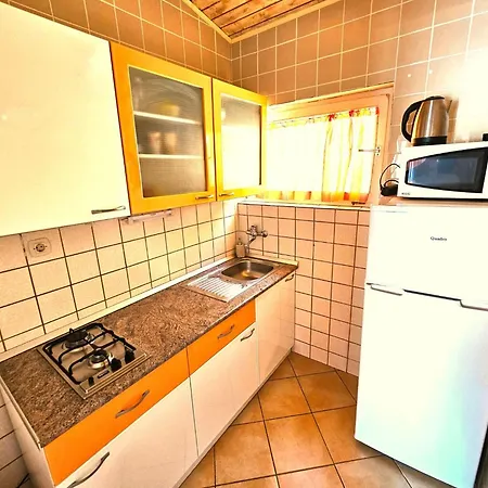 Mit Balkon In Der Zweiten Etage By Interhome *