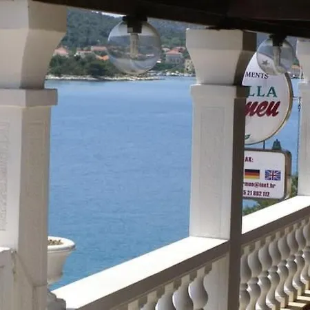 Mit Balkon In Der Zweiten Etage By Interhome